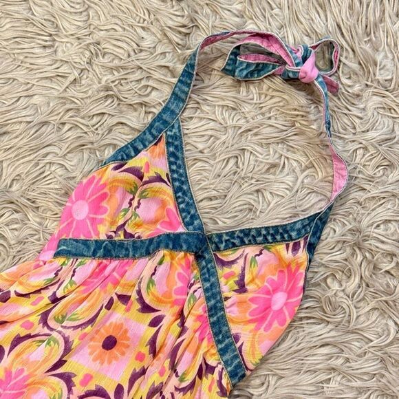 Only limitless colorful halter dress size medium - Picture 2 of 5